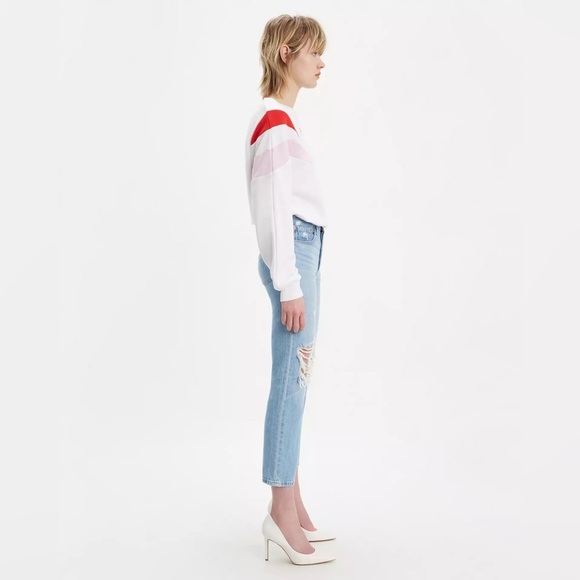 Levi’s 501 Women’s Premium Cropped Jeans Straight Leg Distressed Blue Size 26 - Picture 2 of 16